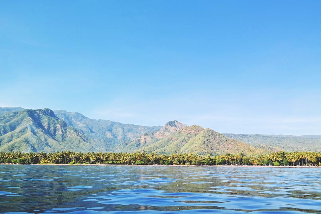 Cili Emas Oceanside Resort Tejakula Bagian luar foto