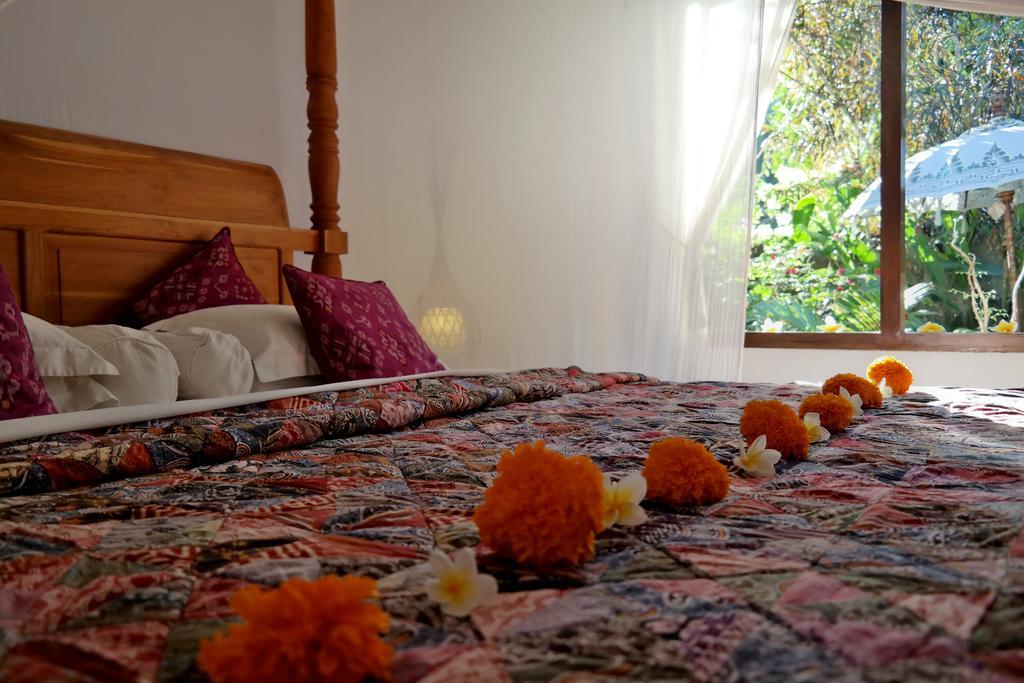 Cili Emas Oceanside Resort Tejakula Bagian luar foto