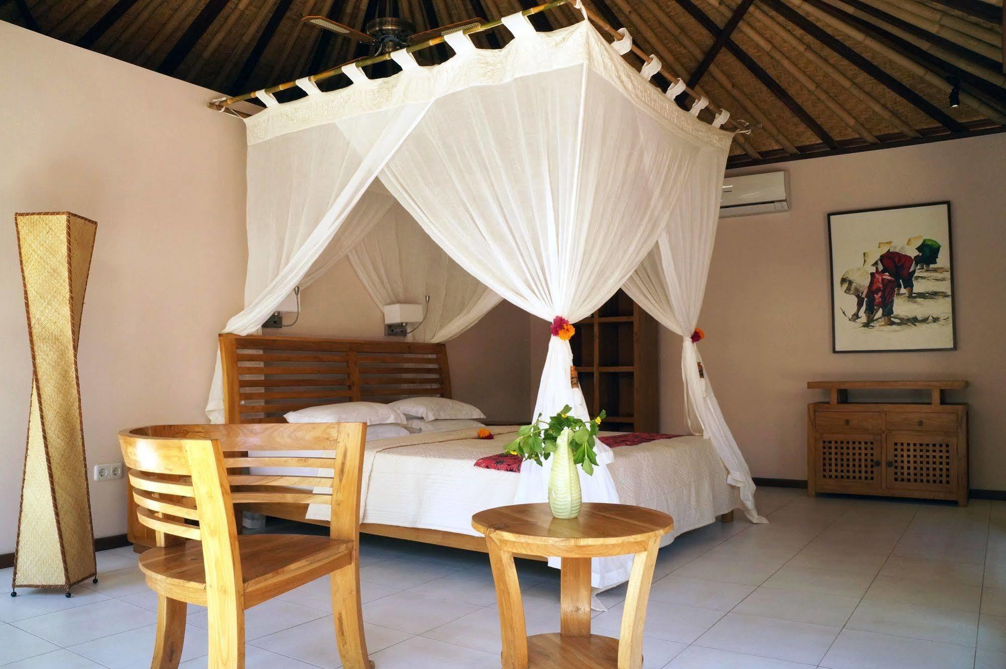 Cili Emas Oceanside Resort Tejakula Bagian luar foto